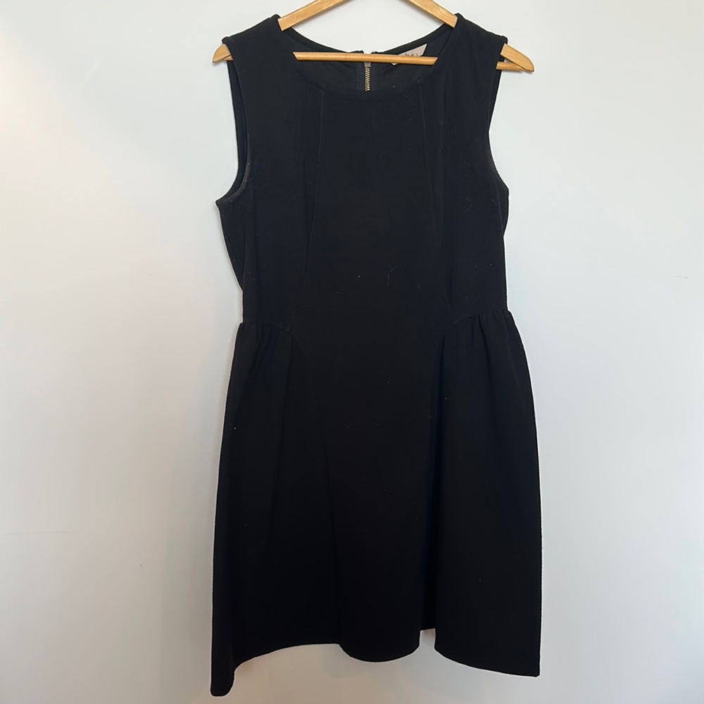 Darling Black Sleeveless Dress